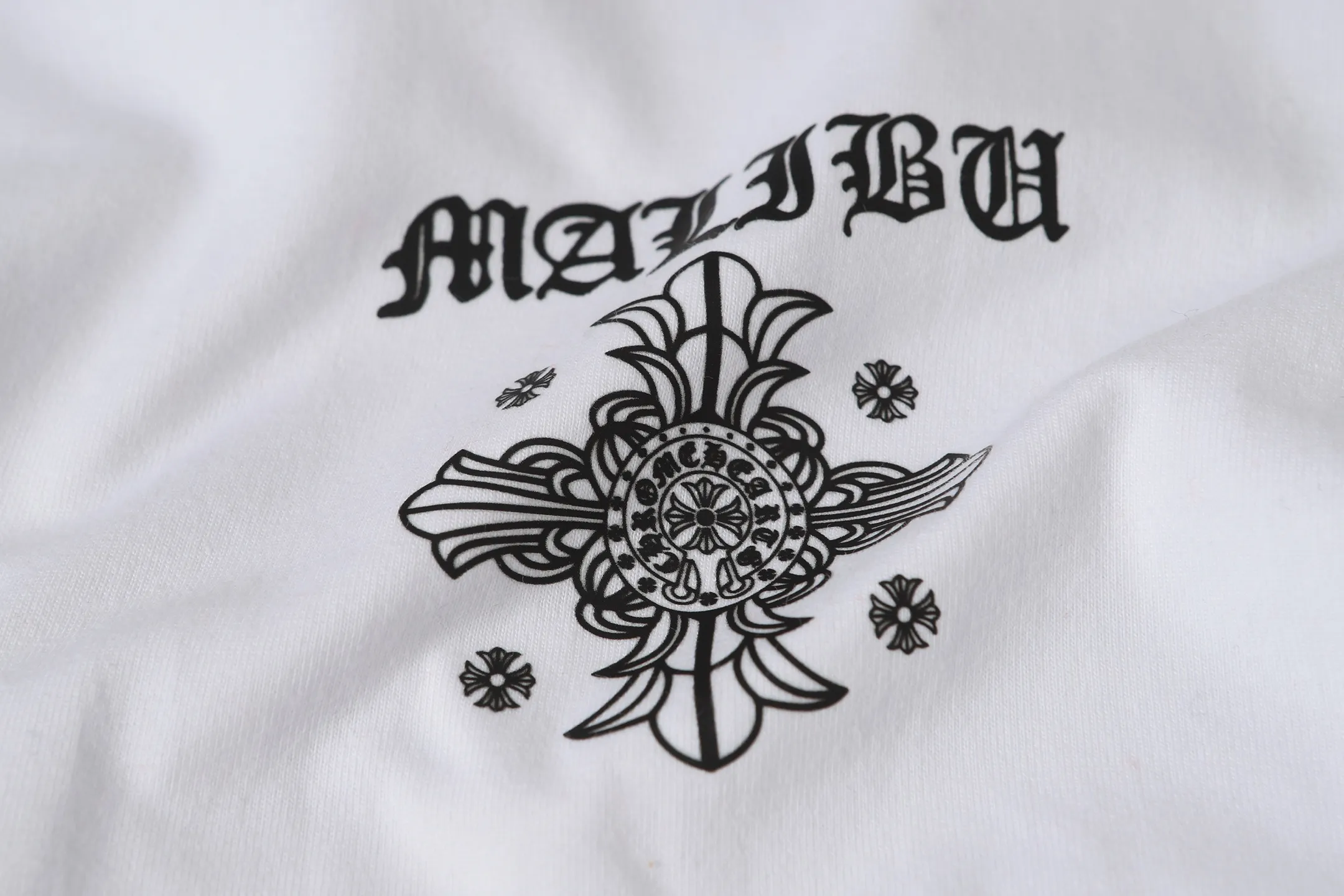 P150 -Chrome Hearts/Chrome Hearts cross letter printed short-sleeved T-shirt -High weight, high density and high quality. The wool is soft, delicate and skin-friendly. It feels soft and silky. It has excellent warmth and skin-friendly properties.